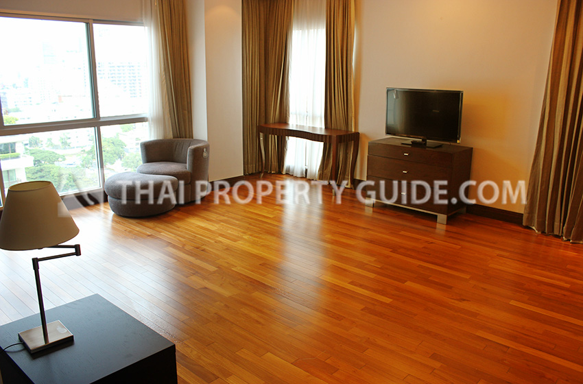 Apartment in Ploenchit 
